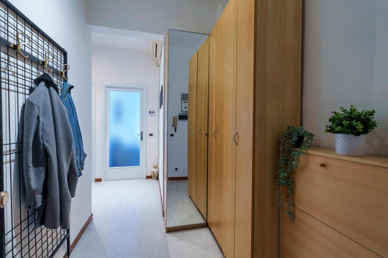 Ospedali E Universita - Policlinico San Matteo A 300M - Parcheggio Gratis Παβία Εξωτερικό φωτογραφία